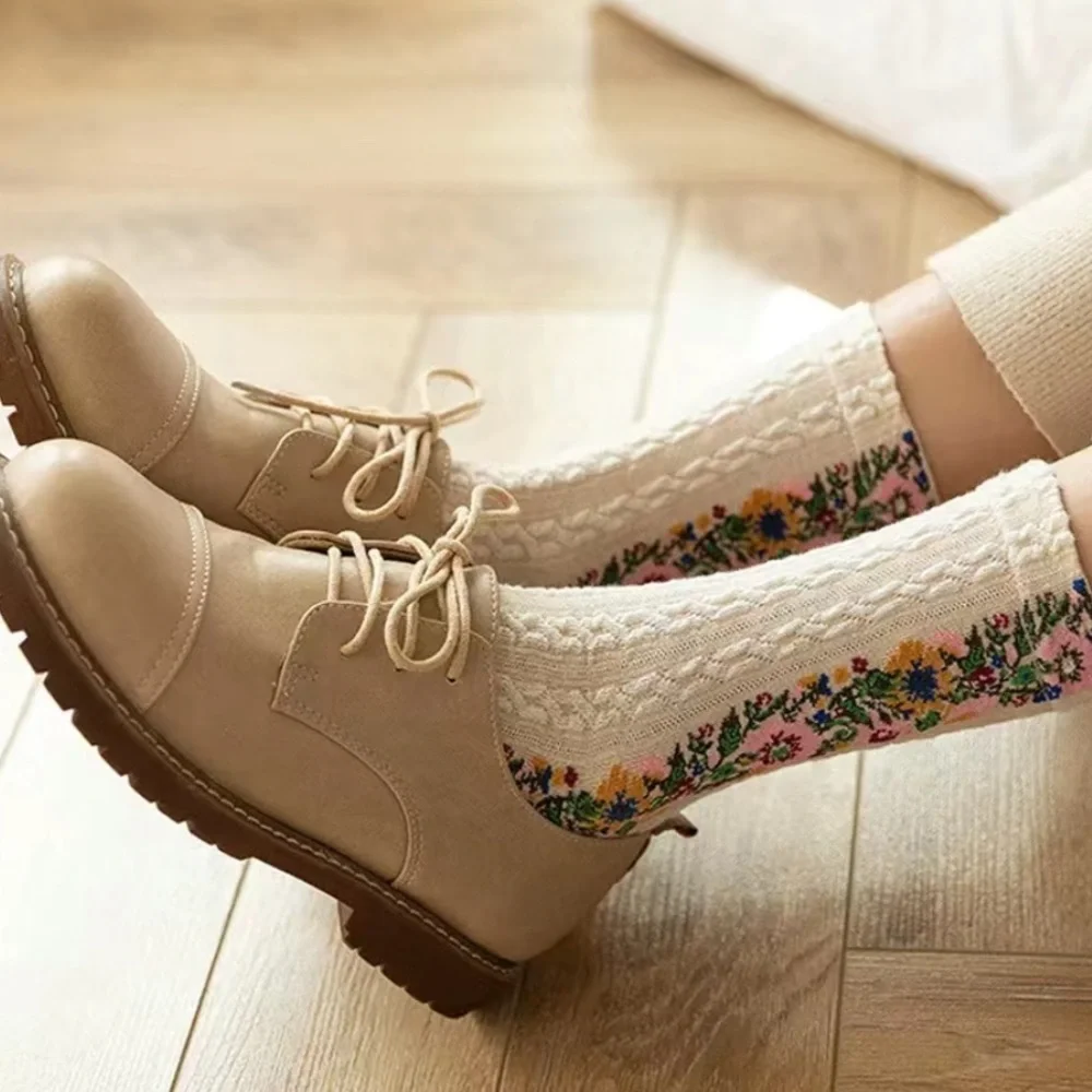 Women’s Embroidered Floral Ethnic Socks 5 Pairs